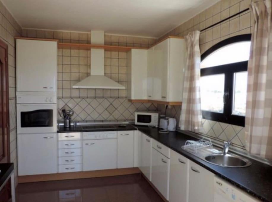 Riviera Park 7A - Air Con- Wi-Fi- Uk Channels- 5 Minutes Walking From The Sea Apartamento Tías Exterior foto